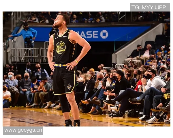 尚帕尼三分球如雨下全场轰下15分3篮板1盖帽展现神准外线实力