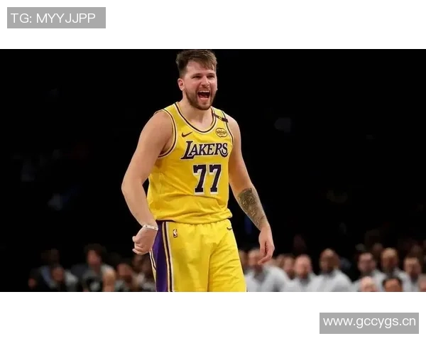 东契奇砍下35分9篮板13助攻5抢断2盖帽带领球队再创佳绩 东契奇砍下35分9篮板13助攻5抢断2盖帽带领球队再创佳绩