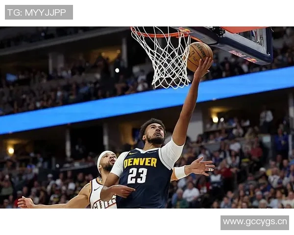 掘金主帅称赞约翰逊开局慢热但细节表现出色不感到担忧