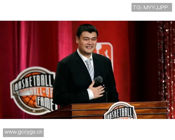 白巧克力谈中锋排名:姚明排魔兽之前仅奥尼尔能超越魔兽