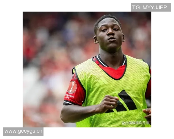 前球探分析曼联冬窗不应放走梅努和齐尔克泽的重要性与价值