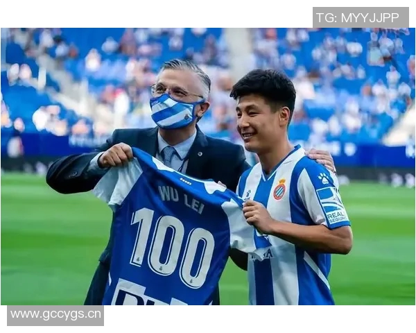 西乙联赛竞争加剧拉科与桑坦德双雄领跑冲甲形势愈发紧张