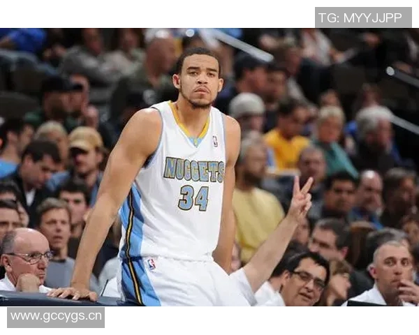 山东男篮正式签约前掘金球员德沃恩艾库恩珀塞尔加盟助力新赛季