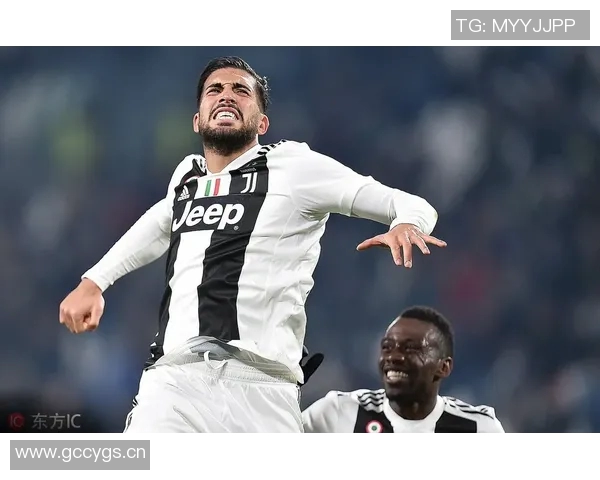 米兰2526赛季全家福揭晓阿莱格里与莫德里奇同框引发热议 米兰2526赛季全家福揭晓阿莱格里与莫德里奇同框引发热议