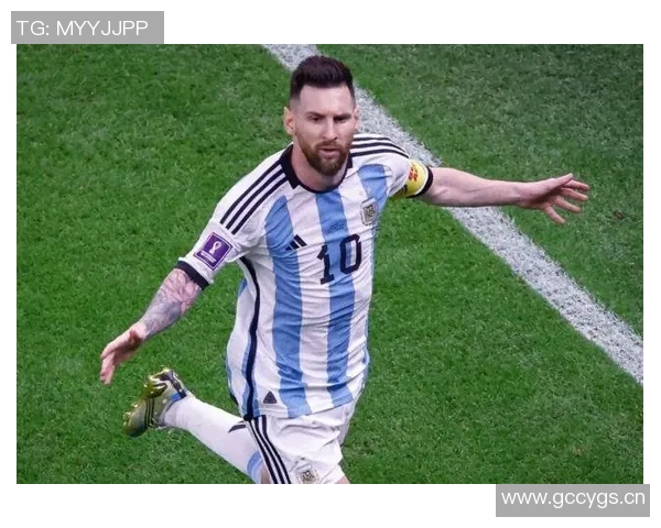 梅西射门击中横梁后麦卡利斯特破门助阿根廷领先1-0