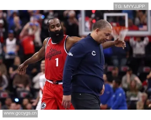 哈登因左小腿挫伤出战成疑卢指导表示他有望对阵灰熊 哈登因左小腿挫伤出战成疑卢指导表示他有望对阵灰熊