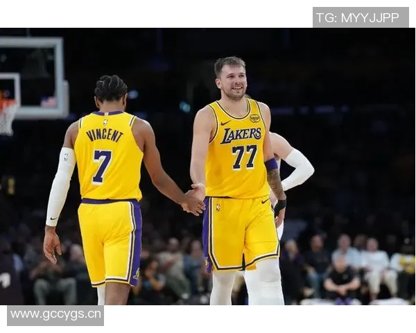 文森特谈东契奇融入湖人过程中的努力与交易影响分析