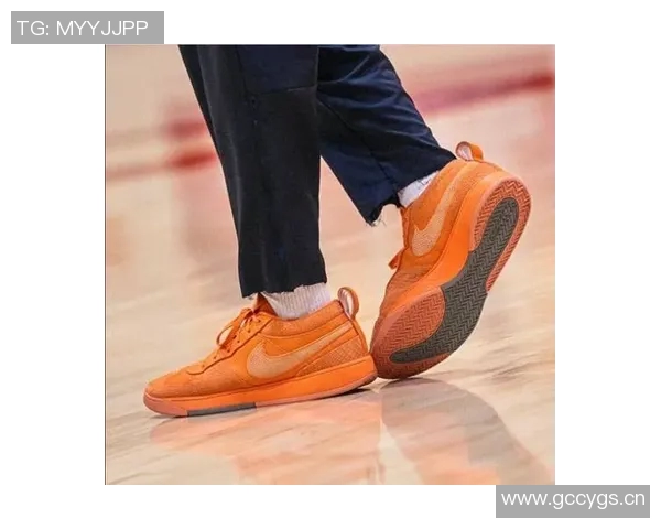 布克谈库里为Nike招募球鞋自由球员的努力与期待 布克谈库里为Nike招募球鞋自由球员的努力与期待